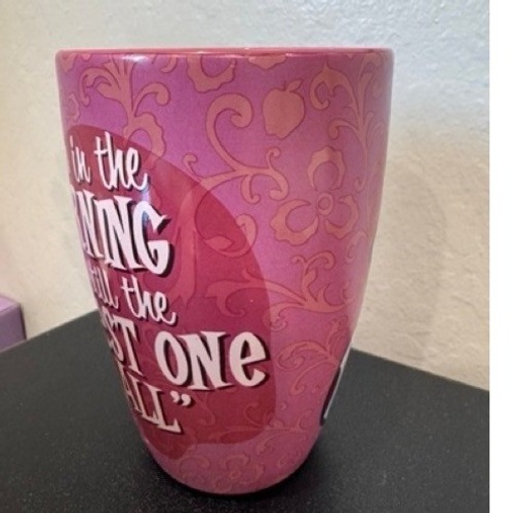 Disney Snow White NWOT Fairest of All Pink Coffee Mug Pop Art Princess 14oz - Picture 5 of 7